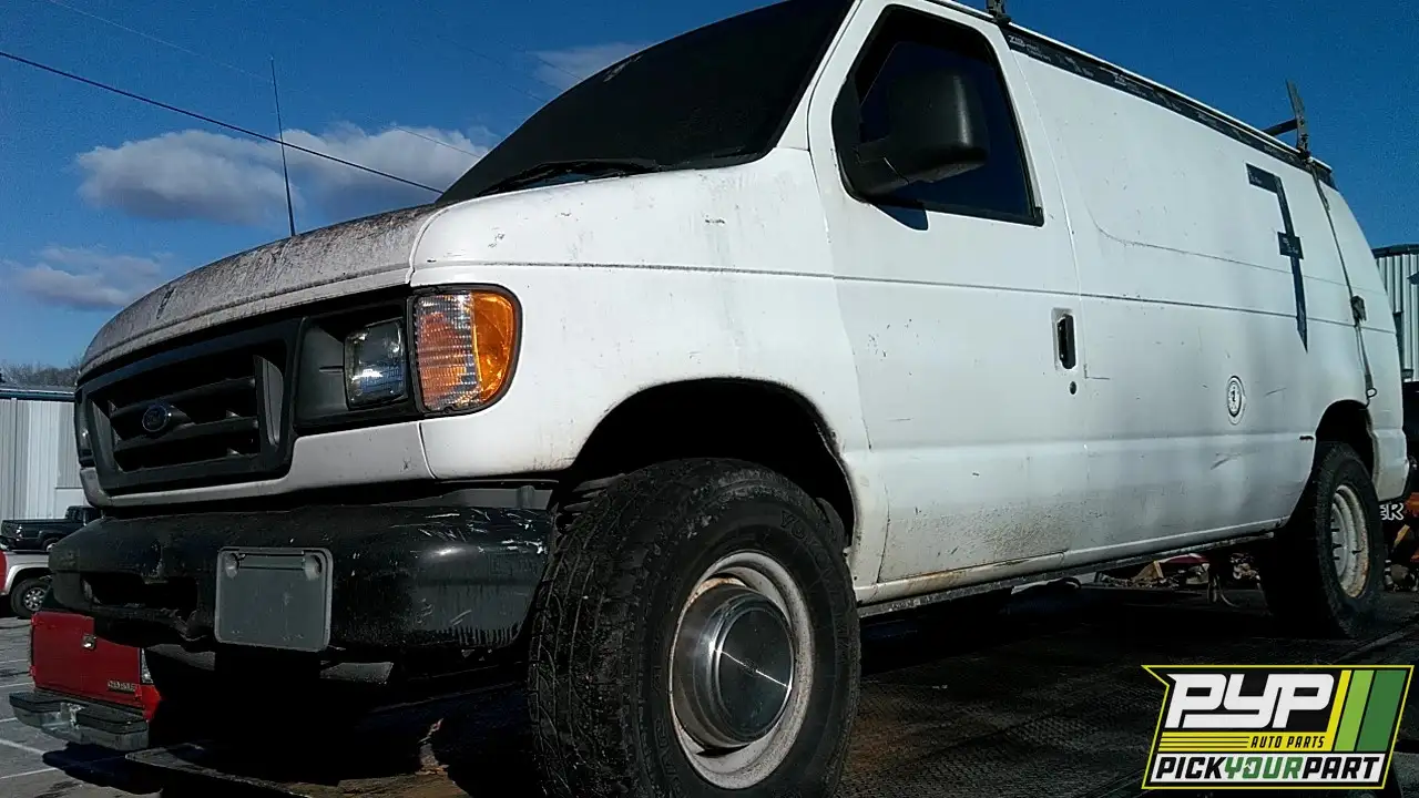 Photo of 2003 Ford E-350 Super Duty