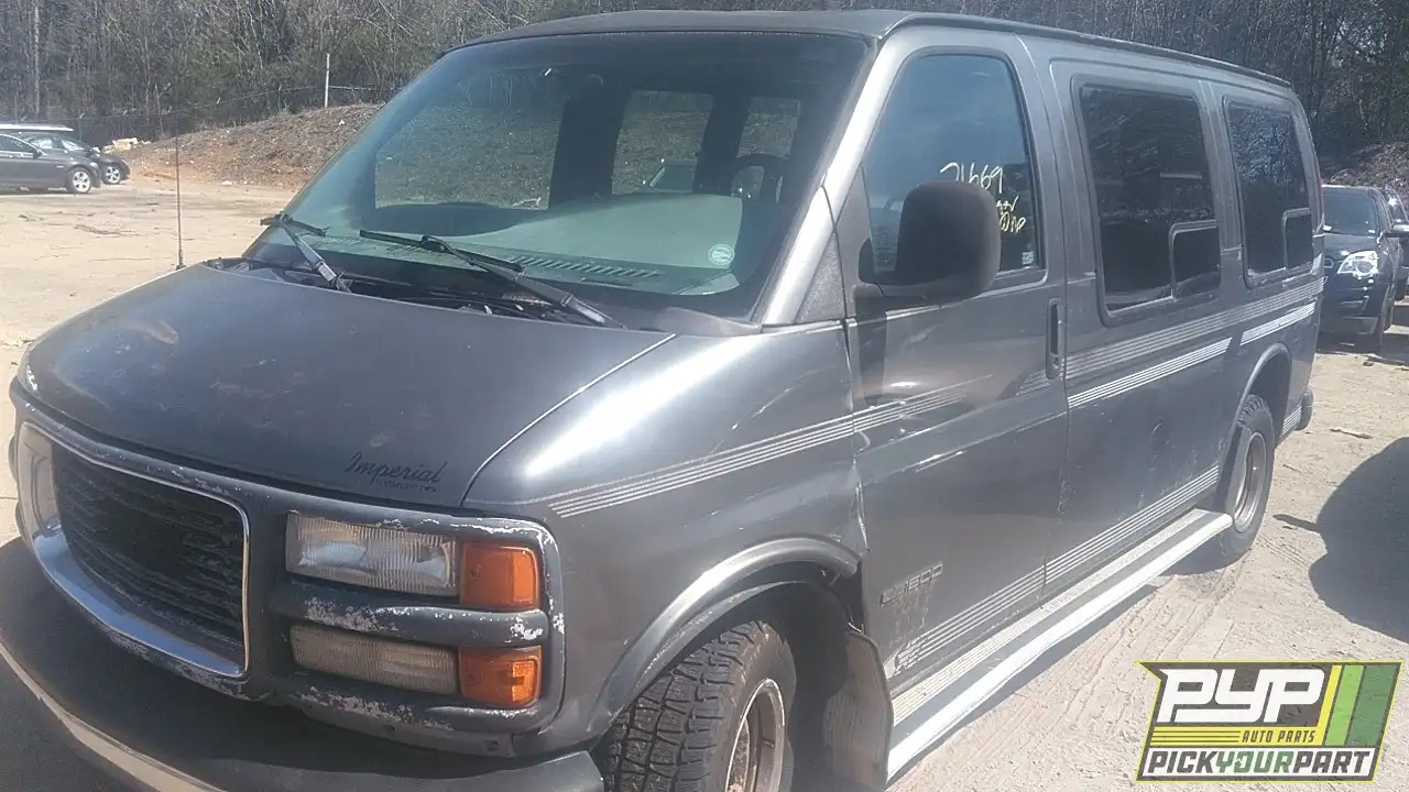Photo of 2000 Gmc Savana 1500