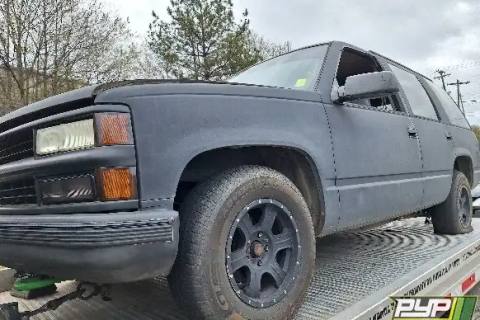 Photo of 1999 Chevrolet Tahoe