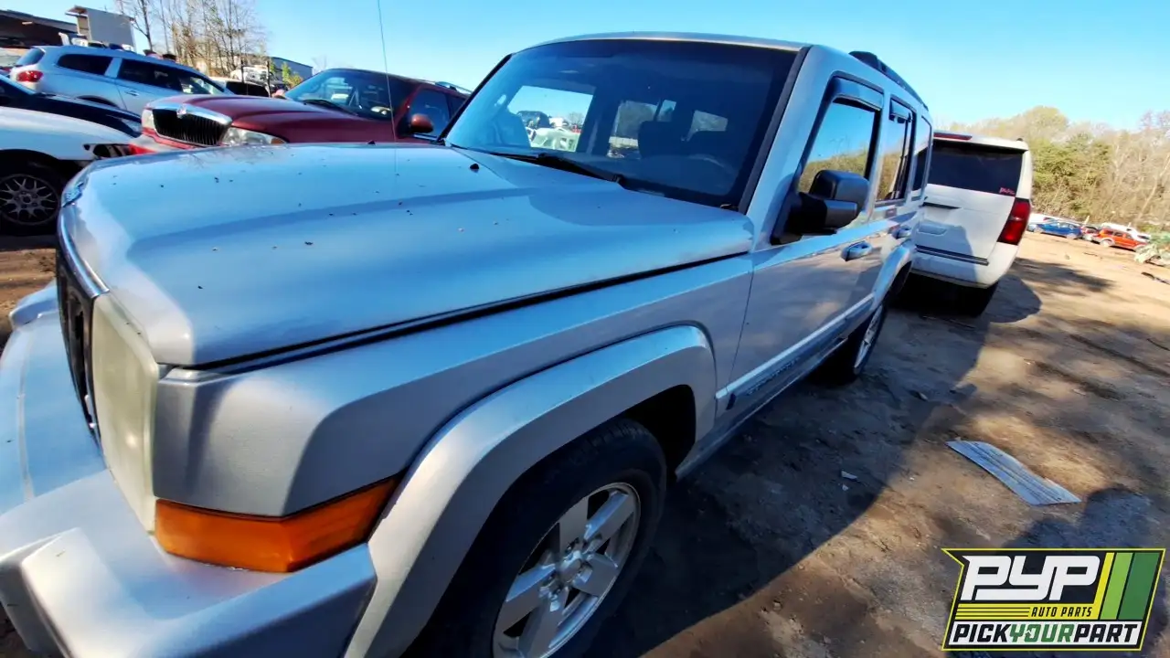 Photo of 2008 Jeep Commander