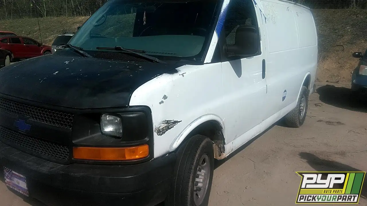 Photo of 2004 Chevrolet Express 2500