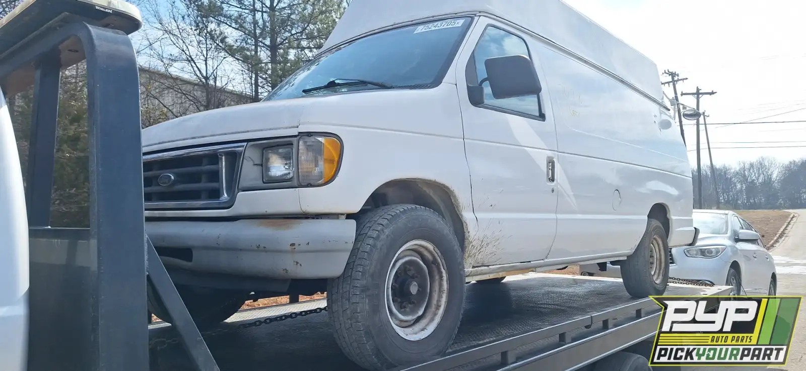 Photo of 1999 Ford E-250 Econoline