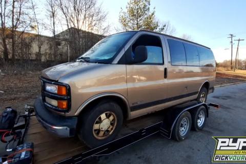 Photo of 2000 Gmc Savana 1500