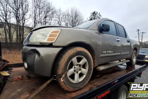 Photo of 2006 Nissan Titan