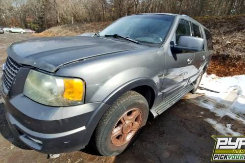 Photo of 2005 Ford Expedition