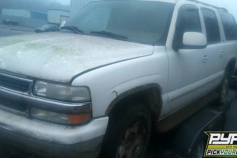 Photo of 2004 Chevrolet Suburban 1500