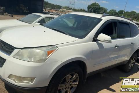 Photo of 2011 Chevrolet Traverse