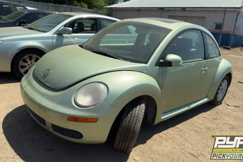 Photo of 2006 Volkswagen Beetle