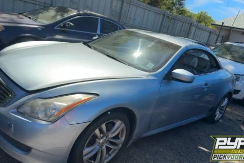 Photo of 2010 Infiniti G37