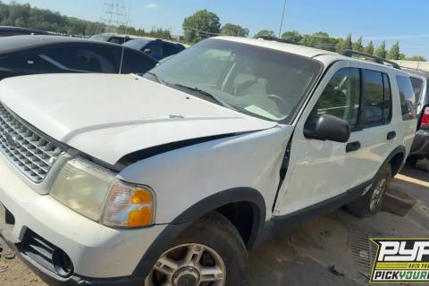 Photo of 2003 Ford Explorer