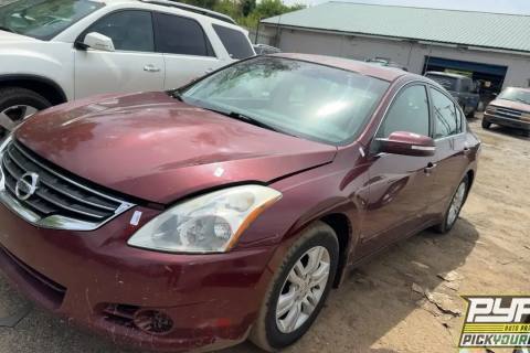Photo of 2010 Nissan Altima