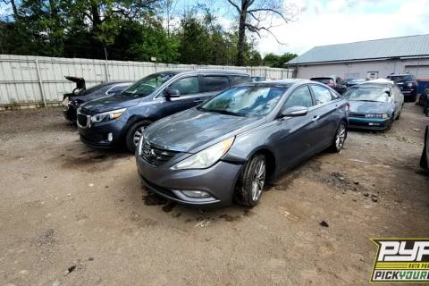 Photo of 2012 Hyundai Sonata
