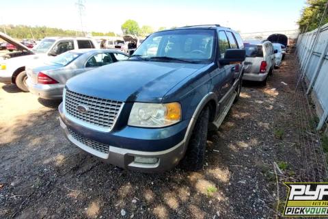 Photo of 2004 Ford Expedition