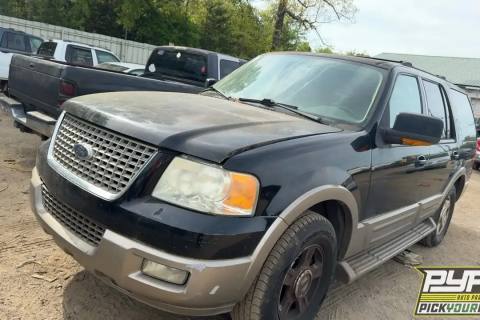Photo of 2004 Ford Expedition