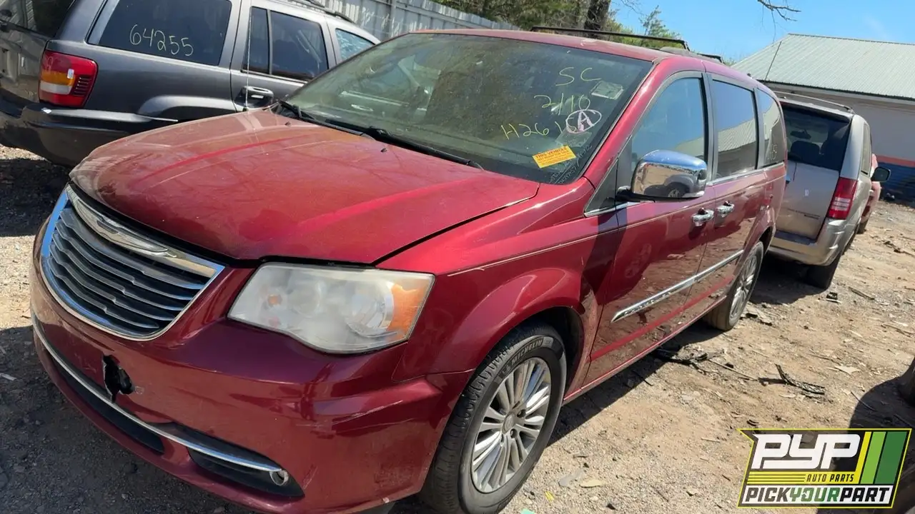 Photo of 2013 Chrysler Town & Country