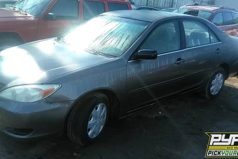 Photo of 2004 Toyota Camry