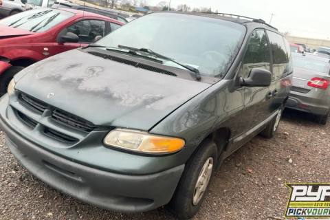 Photo of 2000 Dodge Caravan