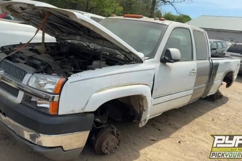 Photo of 2004 Chevrolet Silverado 2500 Hd