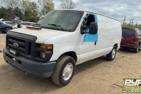 Photo of 2009 Ford E-150