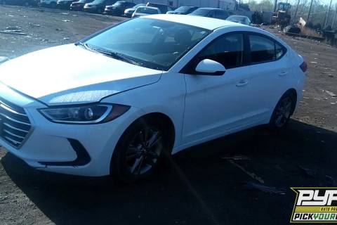 Photo of 2018 Hyundai Elantra