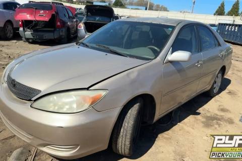 Photo of 2004 Toyota Camry
