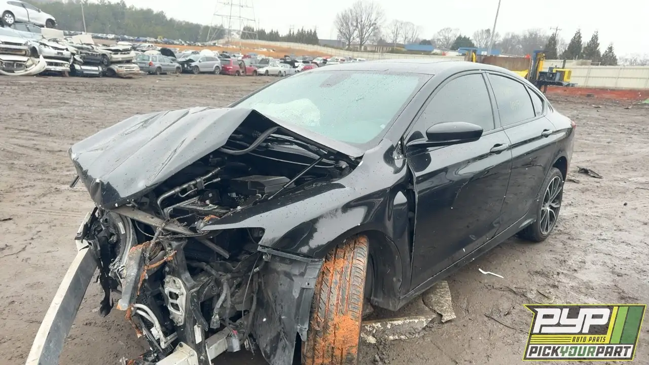 Photo of 2015 Chrysler 200