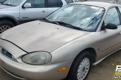 Photo of 1998 Mercury Sable