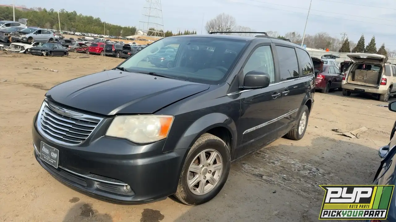 Photo of 2012 Chrysler Town & Country