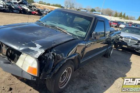 Photo of 2002 Gmc Sonoma