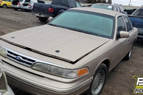 Photo of 1997 Ford Crown Victoria