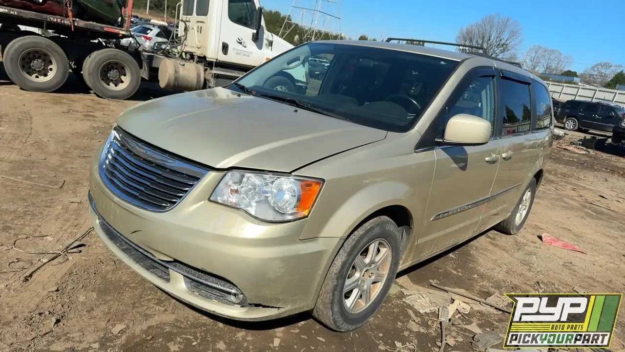Photo of 2011 Chrysler Town & Country