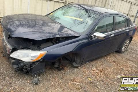 Photo of 2014 Chrysler 200