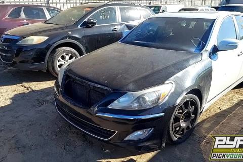 Photo of 2010 Hyundai Genesis