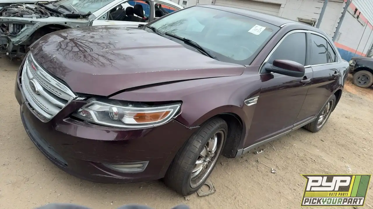 Photo of 2011 Ford Taurus