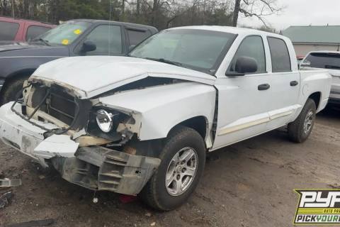 Photo of 2005 Dodge Dakota