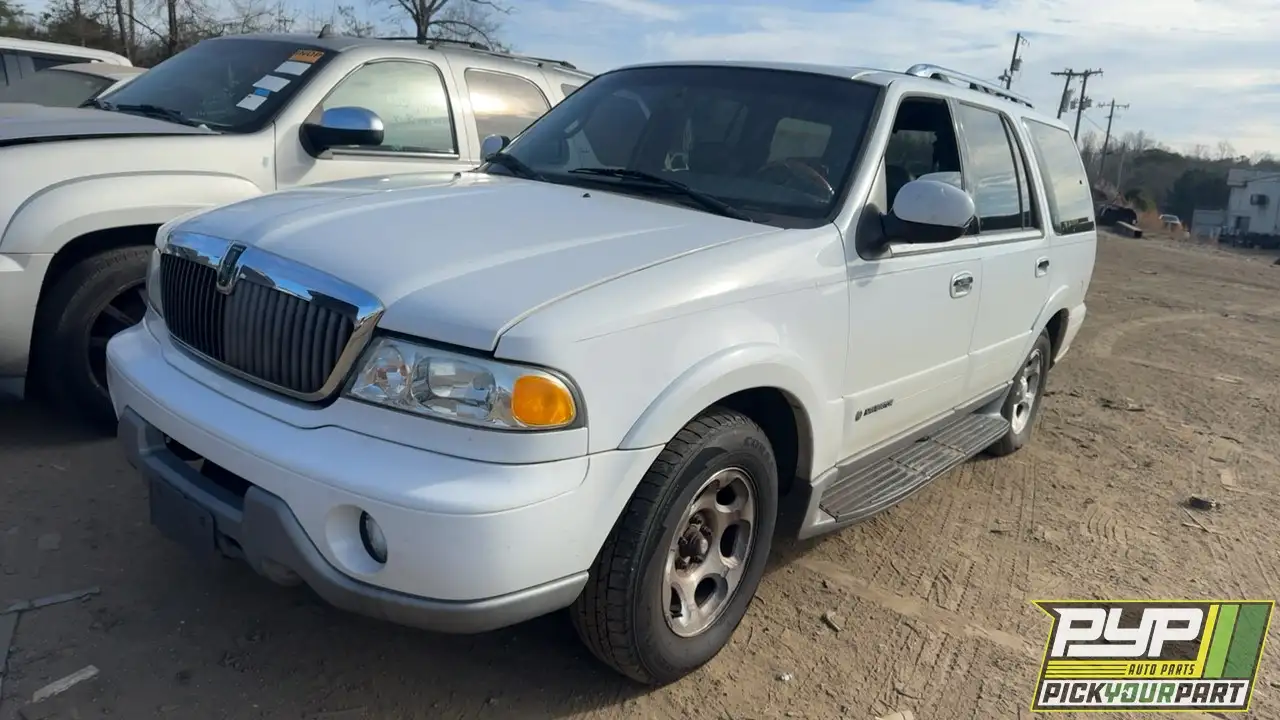 Photo of 2002 Lincoln Navigator