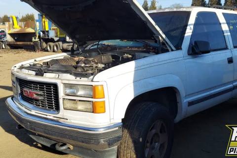 Photo of 1999 Gmc K1500 Suburban
