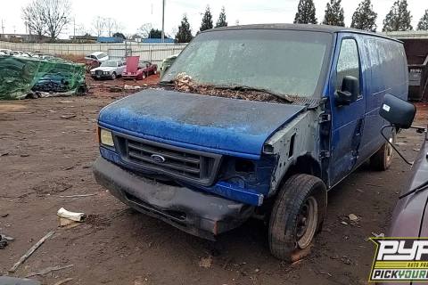 Photo of 2005 Ford E-250