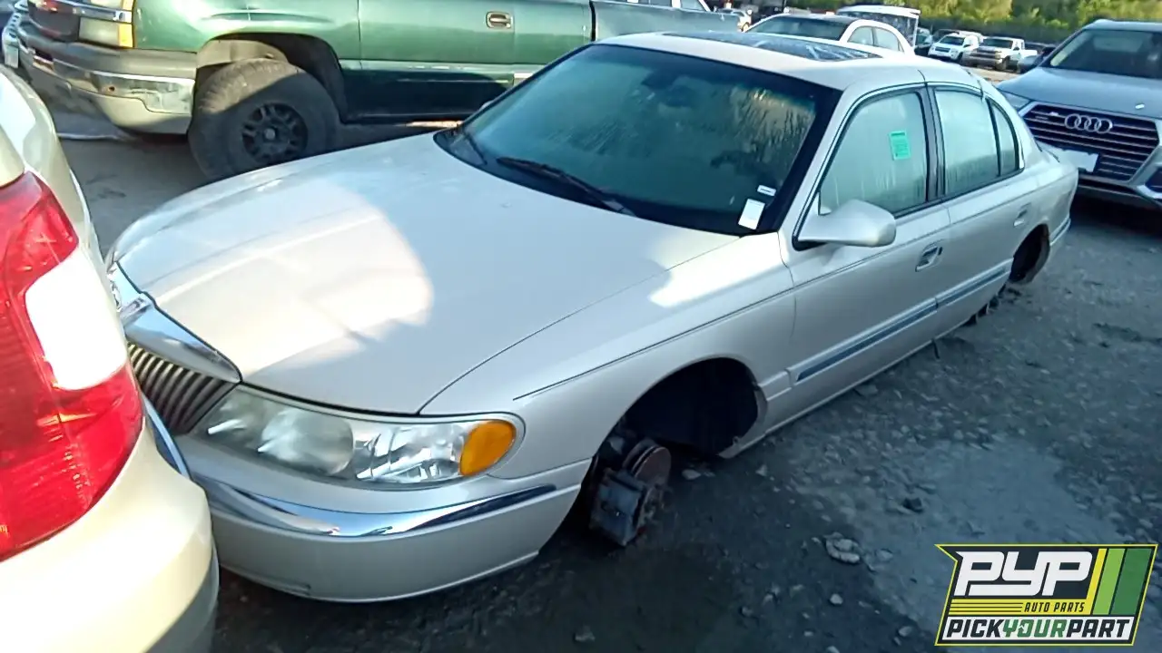 Photo of 2002 Lincoln Continental