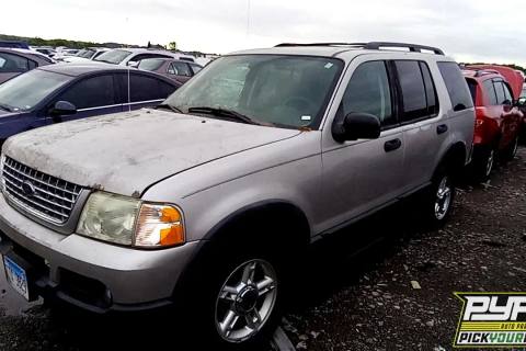 Photo of 2003 Ford Explorer