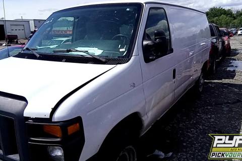 Photo of 2014 Ford E-150