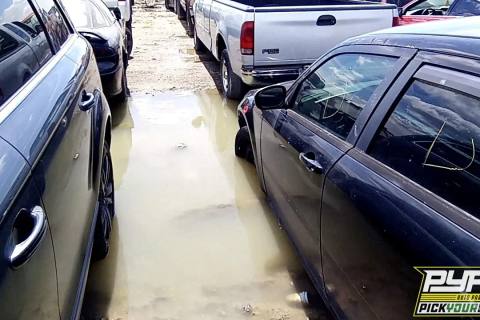 Photo of 2005 Dodge Magnum