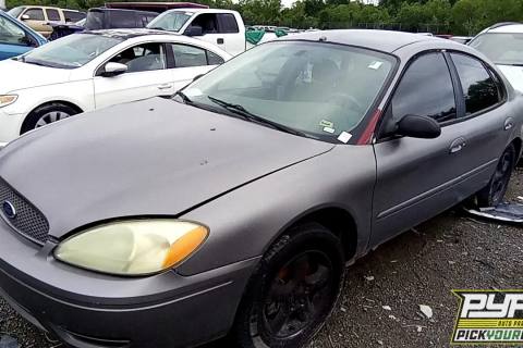 Photo of 2007 Ford Taurus