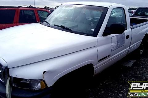 Photo of 2001 Dodge Ram 1500