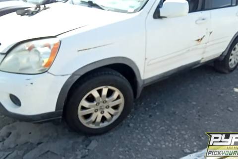 Photo of 2005 Honda Cr-V