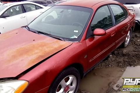Photo of 2001 Ford Taurus