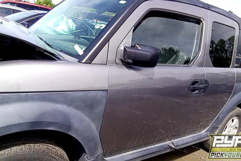 Photo of 2005 Honda Element