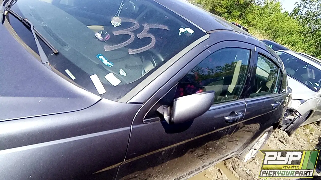 Photo of 2013 Chrysler 200