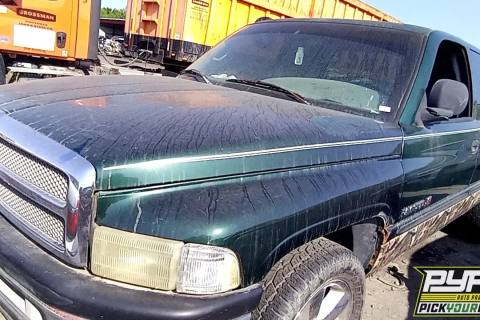 Photo of 2000 Dodge Ram 1500