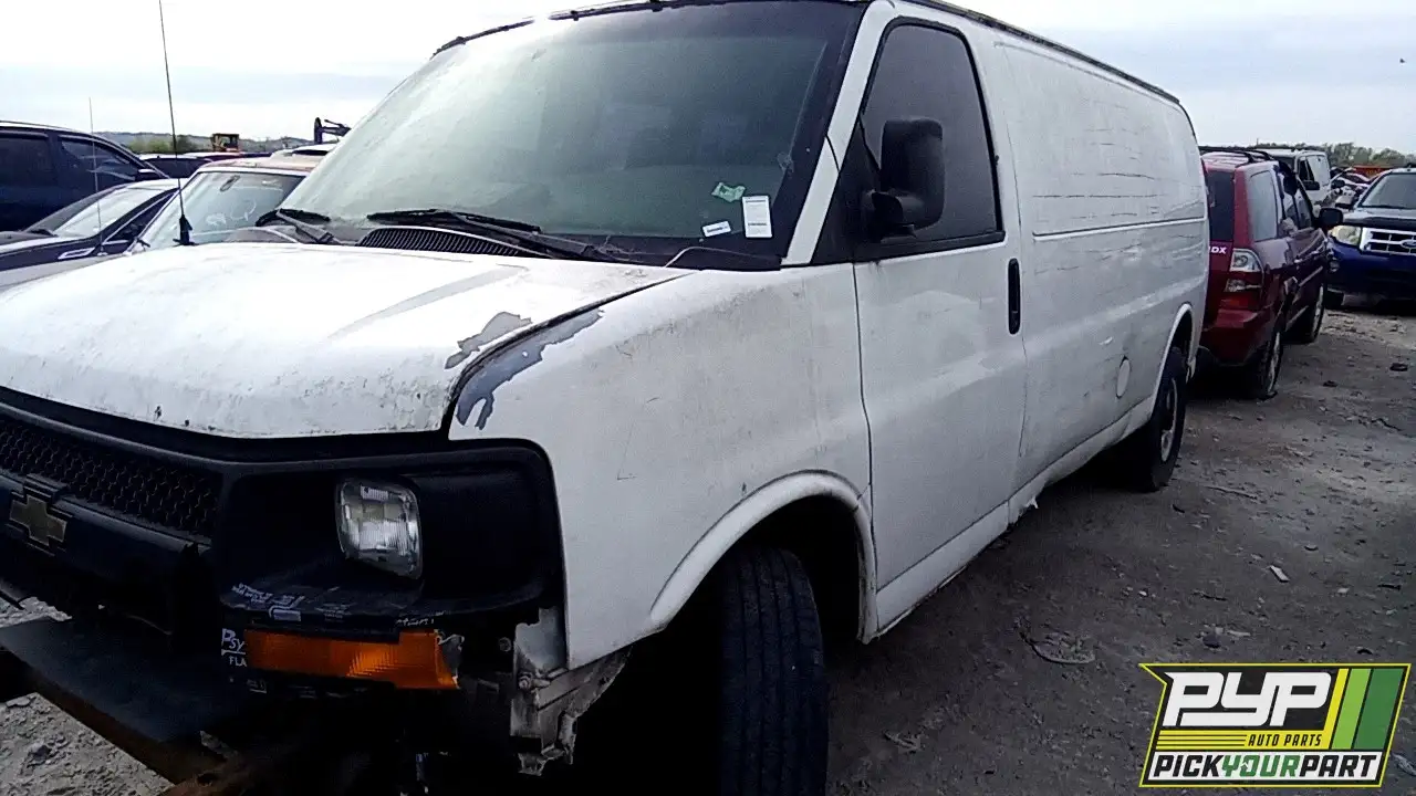 Photo of 2003 Chevrolet Express 3500